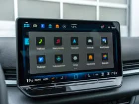 Volkswagen T-Roc thumbnail 34