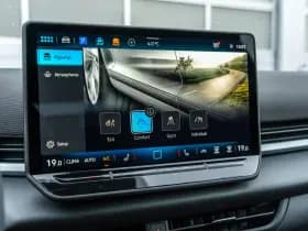 Volkswagen T-Roc thumbnail 40