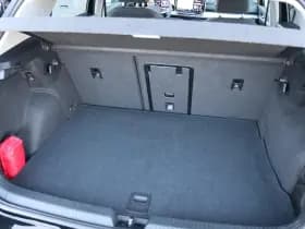 Volkswagen Golf thumbnail 21