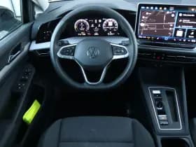 Volkswagen Golf thumbnail 24