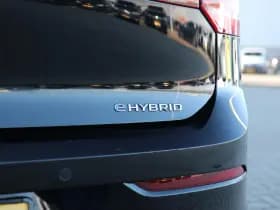 Volkswagen Golf thumbnail 48