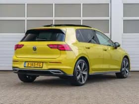 Volkswagen Golf thumbnail 2