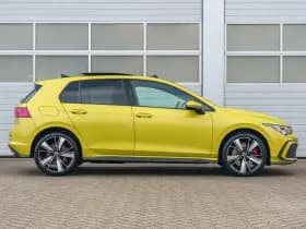 Volkswagen Golf thumbnail 3