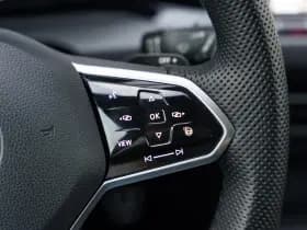 Volkswagen Golf thumbnail 28