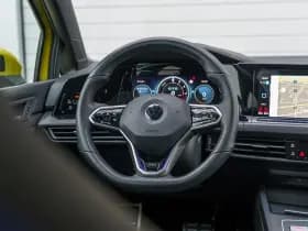 Volkswagen Golf thumbnail 37