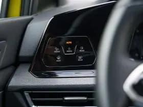 Volkswagen Golf thumbnail 39