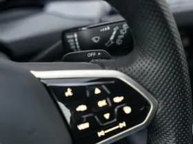 Volkswagen Golf thumbnail 40
