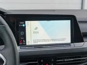 Volkswagen Golf thumbnail 42