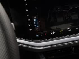 Volkswagen Touareg thumbnail 45