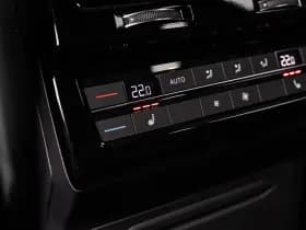 Volkswagen Touareg thumbnail 53