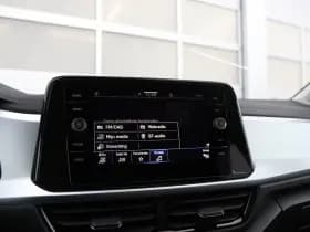 Volkswagen T-Roc thumbnail 26