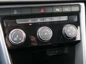Volkswagen T-Roc thumbnail 28