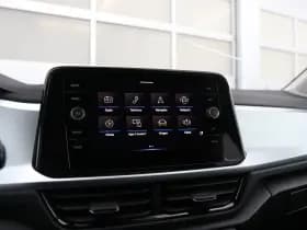Volkswagen T-Roc thumbnail 37