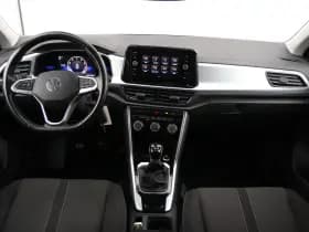 Volkswagen T-Roc thumbnail 5