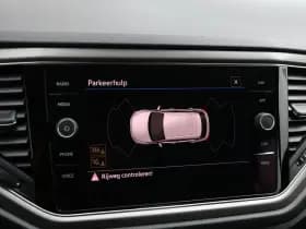 Volkswagen T-Roc thumbnail 24