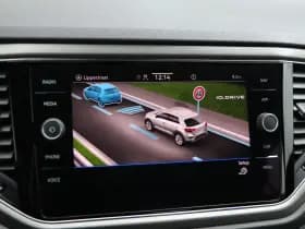 Volkswagen T-Roc thumbnail 33