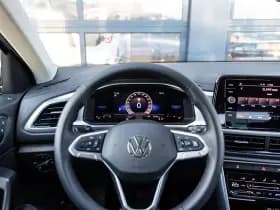 Volkswagen T-Roc thumbnail 19
