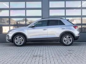 Volkswagen T-Roc thumbnail 10