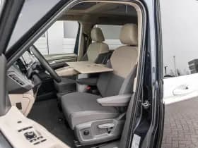 Volkswagen Multivan thumbnail 14