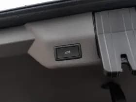 Volkswagen Multivan thumbnail 32