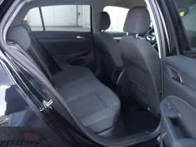 Volkswagen Golf thumbnail 16