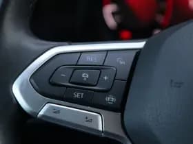 Volkswagen Golf thumbnail 20
