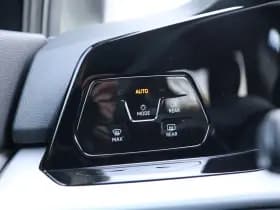 Volkswagen Golf thumbnail 28