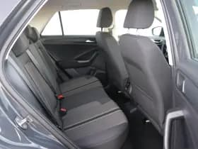 Volkswagen T-Roc thumbnail 15