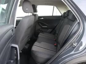 Volkswagen T-Roc thumbnail 17