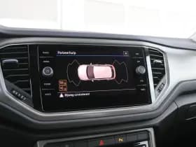 Volkswagen T-Roc thumbnail 22