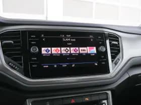 Volkswagen T-Roc thumbnail 24