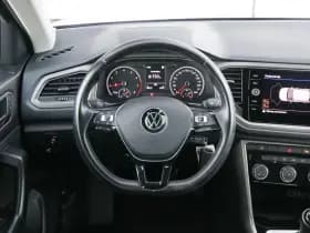 Volkswagen T-Roc thumbnail 30