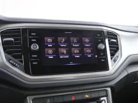 Volkswagen T-Roc thumbnail 32