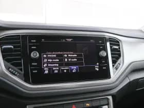 Volkswagen T-Roc thumbnail 33