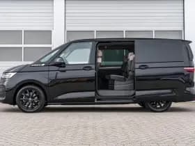Volkswagen Multivan thumbnail 11