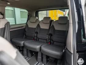 Volkswagen Multivan thumbnail 15