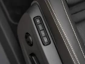 Volkswagen Multivan thumbnail 23