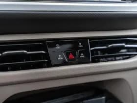 Volkswagen Multivan thumbnail 34