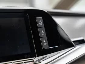 Volkswagen Multivan thumbnail 56