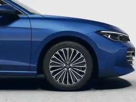 Volkswagen Passat thumbnail 8
