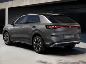 Volkswagen T-Roc thumbnail 2