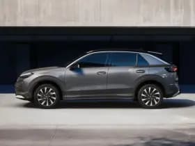 Volkswagen T-Roc thumbnail 3