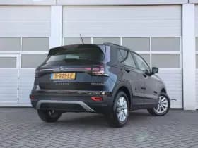 Volkswagen T-Cross thumbnail 2