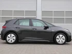 Volkswagen ID.3 thumbnail 3