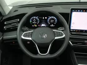 Volkswagen Tiguan thumbnail 34