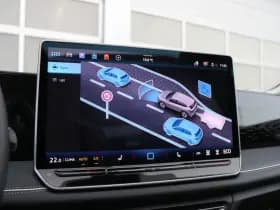 Volkswagen Tiguan thumbnail 41