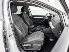 Volkswagen Golf thumbnail 17