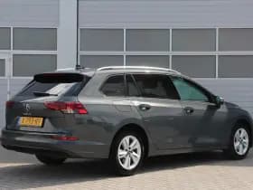 Volkswagen Golf thumbnail 2
