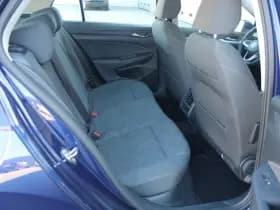 Volkswagen Golf thumbnail 16