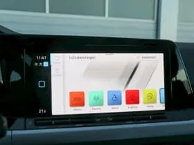 Volkswagen Golf thumbnail 31